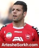 خونریزی سر مهاجم پرسپولیس/حرکات جالب سرمربی داماش!