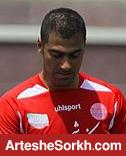 ناراحتي زارع از نيمكت نشيني در پرسپوليس