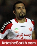 مهاجم پرسپوليس ازپاي مصدومش ام آر آي گرفت