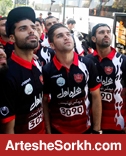 حاشیه ها از سرخ پوشان/ چارلی چاپلین در اردوی پرسپولیس