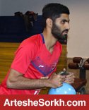 محمد انصاری فیزیوتراپی را آغاز کرد