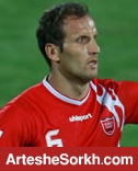 کمپین هواداران پرسپولیس/ بنگر یک سال دیگر بماند