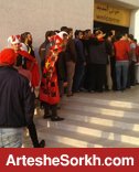 حواشی بازی: سردرگمی هواداران پرسپولیس در ورزشگاه