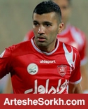 مسلمان قرارداد مالی جدیدش را با پرسپولیس امضا کرد