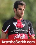پورعلی گنجی: پرسپولیس با هوادارانش می تواند قهرمان آسیا شود