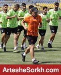 تمرین سبک پرسپولیسی ها در زمین چمن و سالن بدنسازی