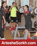 به دلیل لغو بازی با گهر پرسپولیسی ها اردوی خود را تعطیل کردند/احتمال برگزاری تمرینات در سالن