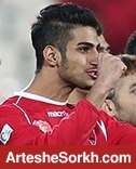 مهاجم پرسپولیس قراردادش را تمدید کرد