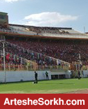 حاشیه بازی: حضور حدود ۳۵ هزار هوادار تراکتور در ورزشگاه