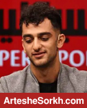 فخریان به دنبال سند زدن پیراهن پرسپولیس