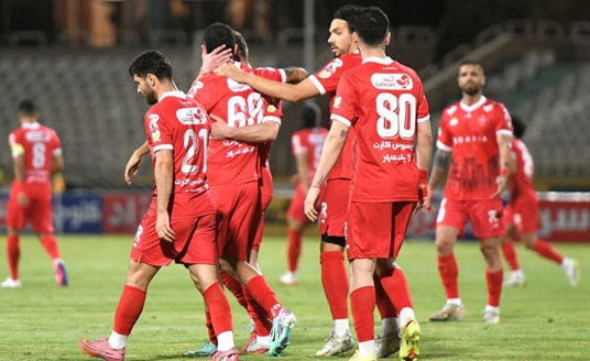 مدرسه پیرمردها به انقلاب نیاز دارد